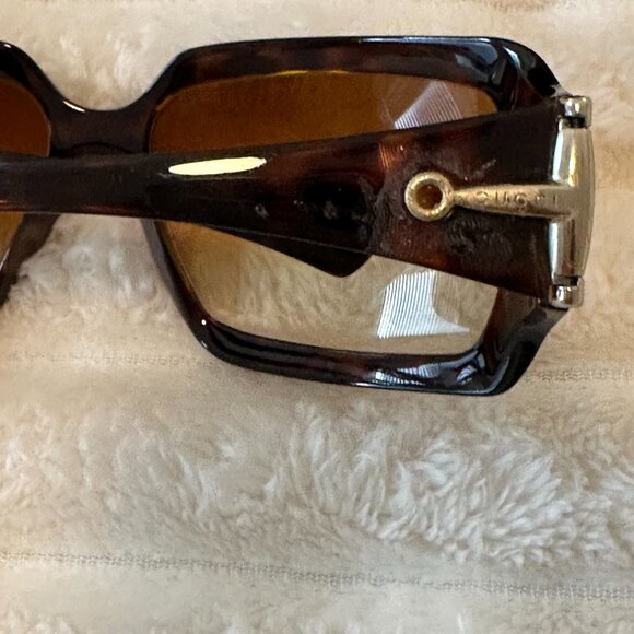 Brown Gucci Sunglasses - Picture 3 of 16